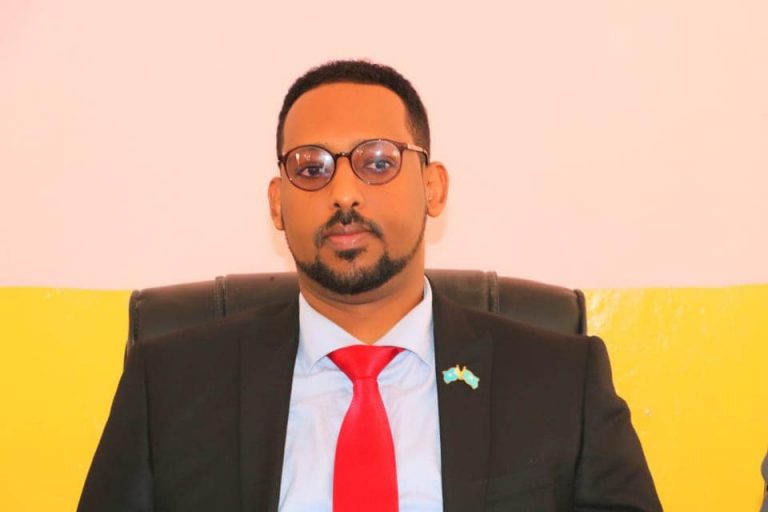 Madaxweyne ku xigeenka Galmudug oo furay imtixaanka garsooreyaasha Galmudug