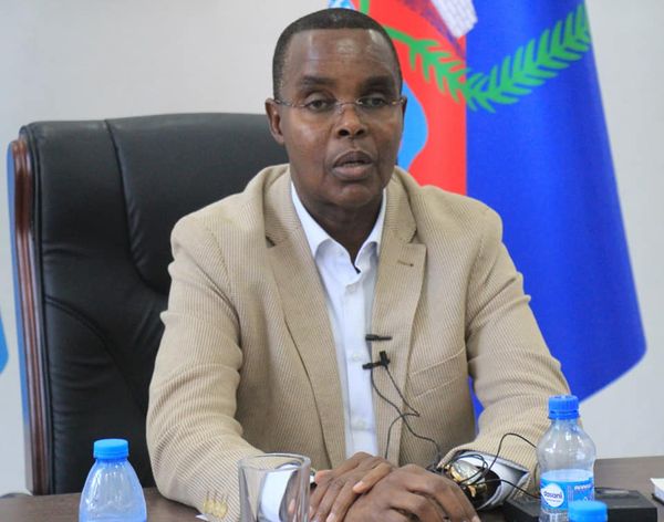Guddoomiyaha Gobolka Banaadir oo la kulmay guddoomiye ku-xigeennada Degmooyinka “SAWIRRO”