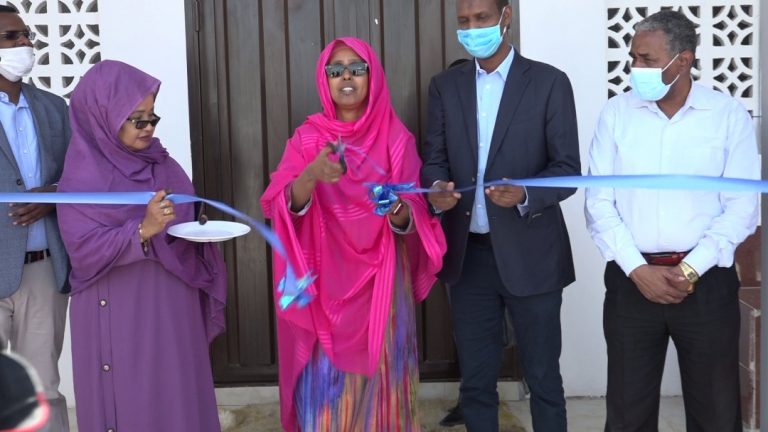 Wasiirka Caafimaadka Soomaaliya oo xariga ka jartay Qeyb cusub oo lagu soo kordhiyay Isbitaalka…