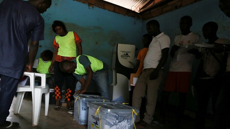 العنف يتسبب في إغلاق 800 مركز اقتراع في جمهورية إفريقيا الوسطى