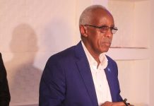 Wasiirka Arrimaha gudaha oo heshiisiiyay labo beel oo walaalo ah