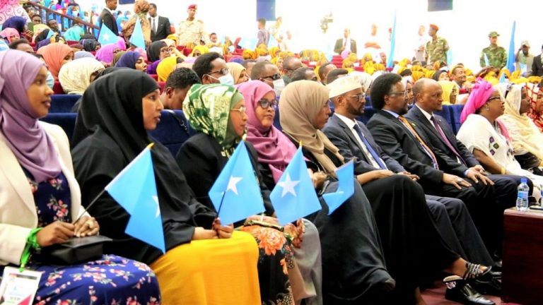 Shirweynaha haweenka Soomaaliyeed oo maanta lagu qabtay Muqdisho “Sawirro
