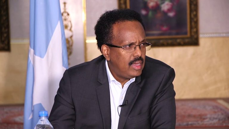 Madaxweyne Farmaajo oo ka tacsiyeeyey geerida saraakiishii lagu dilay qaraxii Gaalkacyo