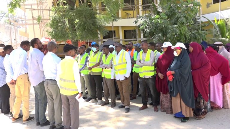 Shaqaalaha Wasaaradda ganacsiga iyo warshadaha oo ka qeyb qaatay Barnaamijka Isxilqaan “SAWIRRO”