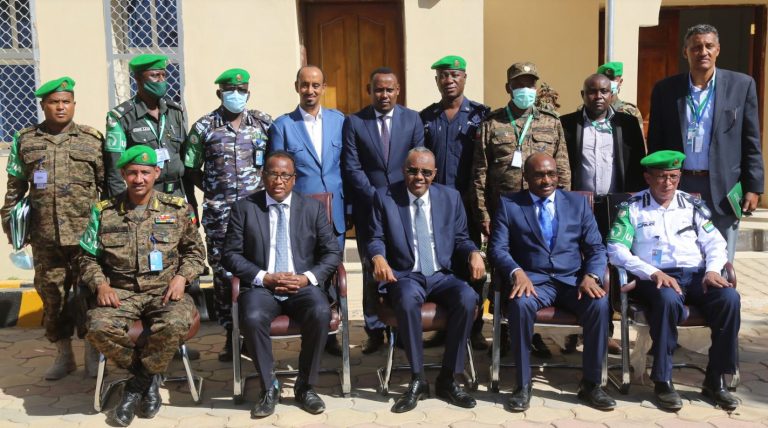 Top AMISOM officials discuss security ahead of elections in Baidoa,