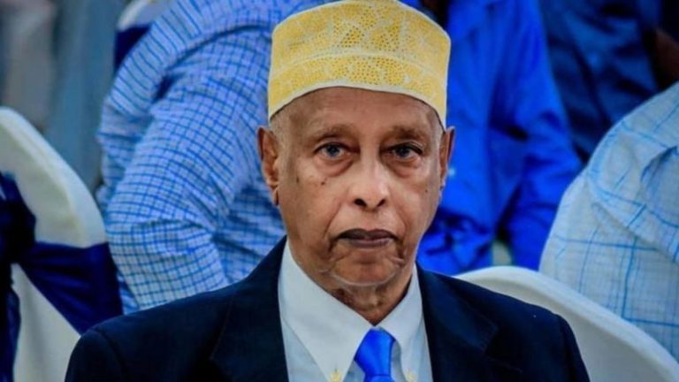 قادة البلاد يعزون في وفاة الجنرال محمد نور غلال