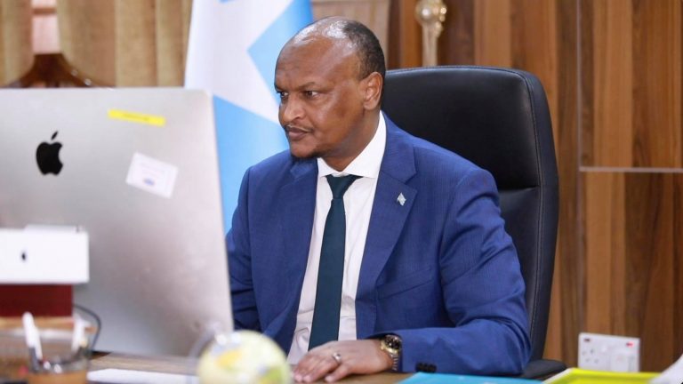 Shirka Golaha Wasiirada oo lagu ansixiyay Hindise sharciyeedka Caddaaladda da’yarta Soomaaliyeed