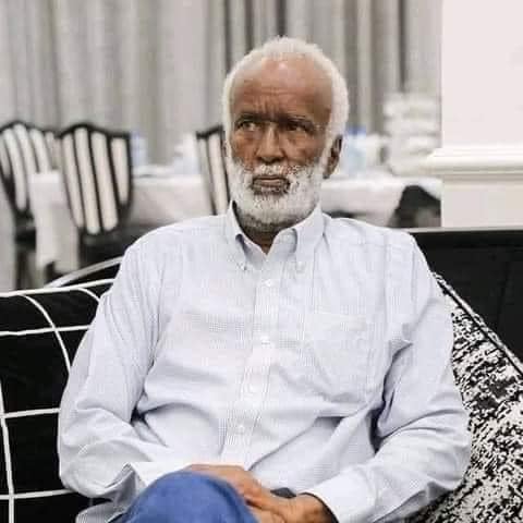 قادة البلاد يعزون في وفاة أوغاس حسن أوغاس خليف