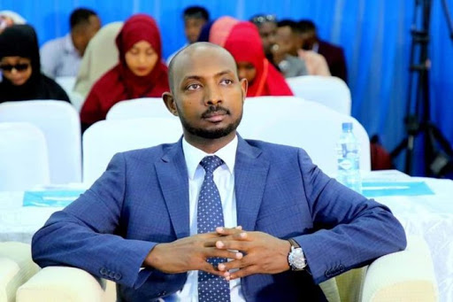 Guddoomiyaha Maxkamadda sare ee dalka oo soo saaray go’aano lagu xakameynayo faafitaanka Covid-19