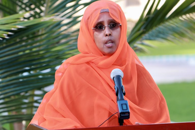 Wasiirka Caafimaadka oo ka warbixisay xaaladihii ugu dambeeyay COVID-19 ee Dalka