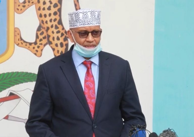 Dawladda Soomaaliya oo cambaaraysay hadal ka soo baxay Imaaraat-ka Carabta