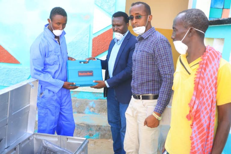 Galmudug oo qalab Kalluumaysi siisay Kalluumaysatada xeebaha Hobyo