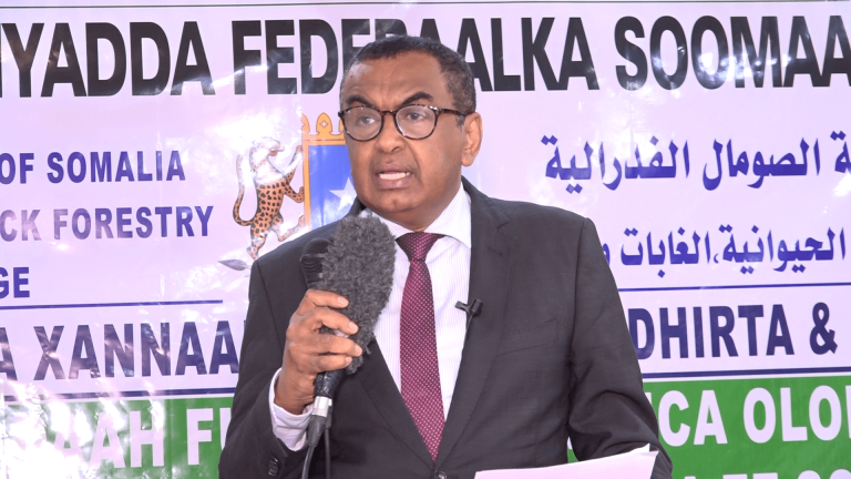 Wasiirka Xanaanada Xoolaha XFS oo daahfuray Ololaha Talaalka Cudurka Sambabka Ariga “SAWIRRO”