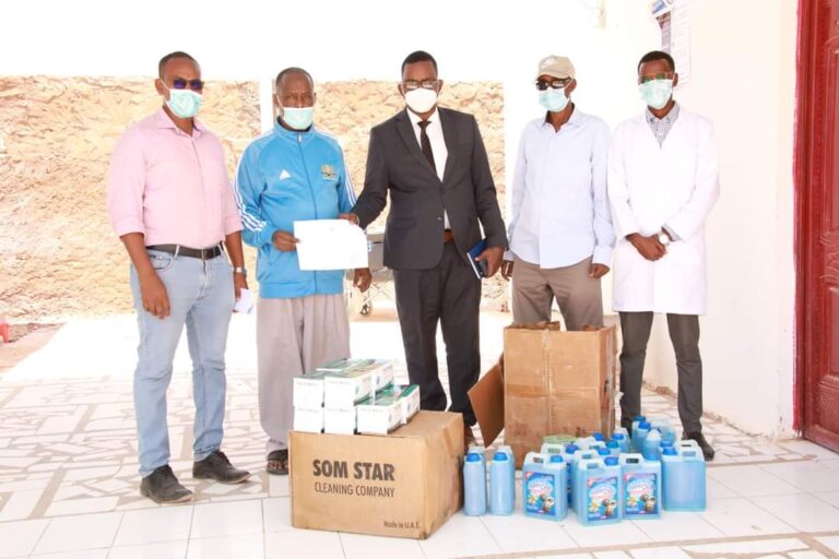 Wasaaradda Caafimaadka Galmudug oo agab gaarsiisay qaar ka mid ah isbitaalada “SAWIRRO”