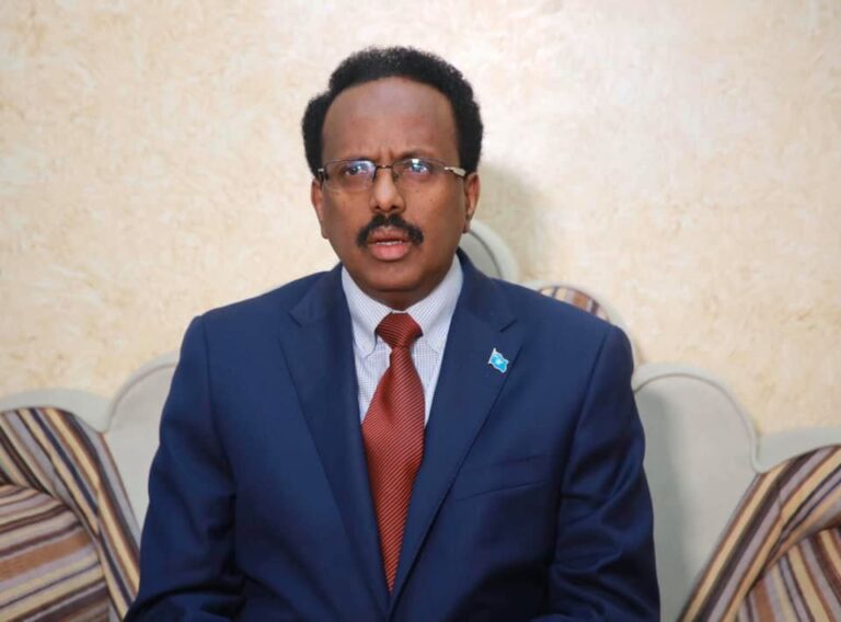 رئيس الجمهورية يعزي في وفاة وزير الدفاع الأسبق اللواء عبدالرحمن محمود