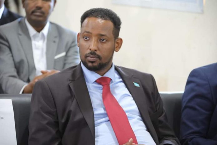 Madaxweyne ku-xigeenka Galmudug oo kormeer shaqo ku tegay Xarunta Shaqaalaha Rayidka+Sawirro