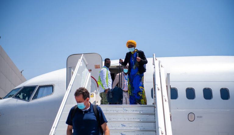 وصول نائبة الممثل الخاص للأمين العام للأمم المتحدة في الصومال إلي مقديشو