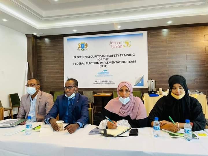 Guddiga hirgelinta doorashooyina heer Federaal oo ku baaqay in shir deg-deg ah laysugu yimaaddo