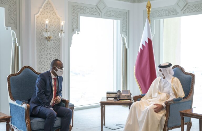 Wasiirka Amniga Soomaaliya oo la kulmay Ra’isul wasaaraha Qatar