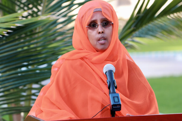 Wasiirka Caafimaadka oo ka warbixisay xaaladihii ugu dambeeyay COVID-19 ee Dalka