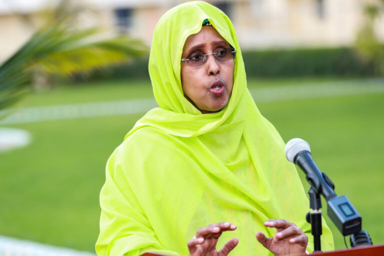 Wasiirka Caafimaadka oo ka warbixisay xaaladihii ugu dambeeyay COVID-19 ee Dalka