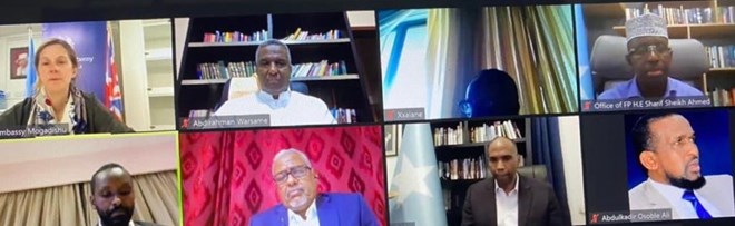 سفيرة المملكة المتحدة تجري محادثات مع قادة اتحاد المرشحين الرئاسيين