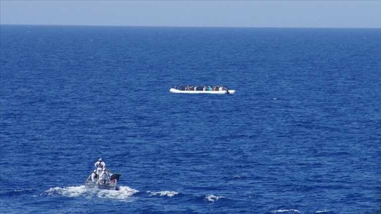 جيبوتي.. مصرع 20 مهاجراً ألقاهم مهربو البشر في البحر