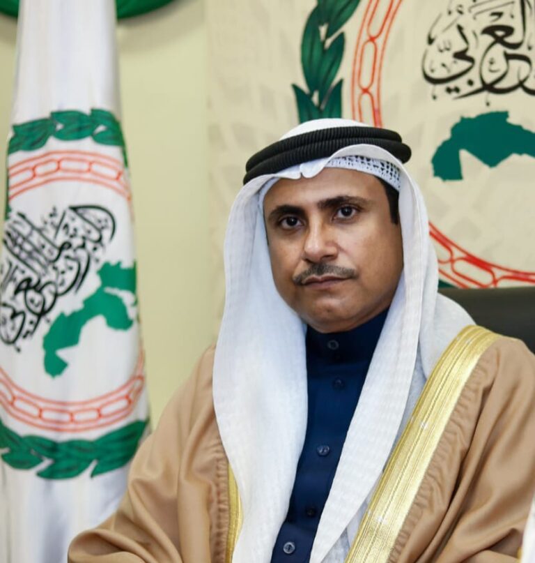 رئيس البرلمان العربي يدين الانفجار الذي استهدف مطعما في مقديشو وأسفر عن قتلى وجرحى