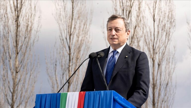 رئيس الوزراء الإيطالي يبدأ زيارة رسمية إلى ليبيا