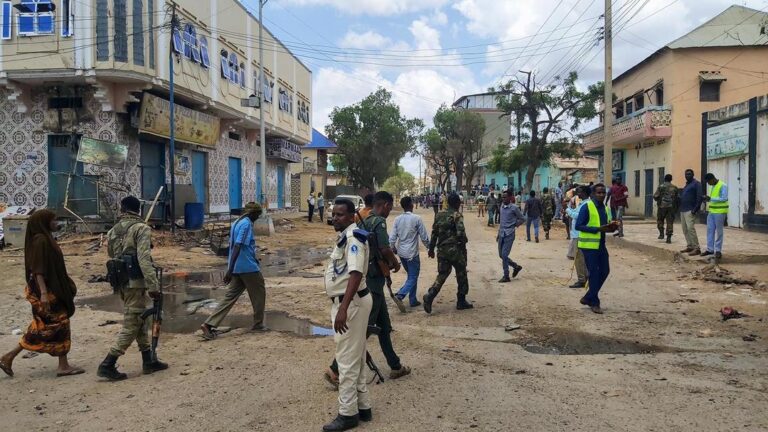 4 people killed, 6 others injured in suicide bomb attack in Baidoa town
