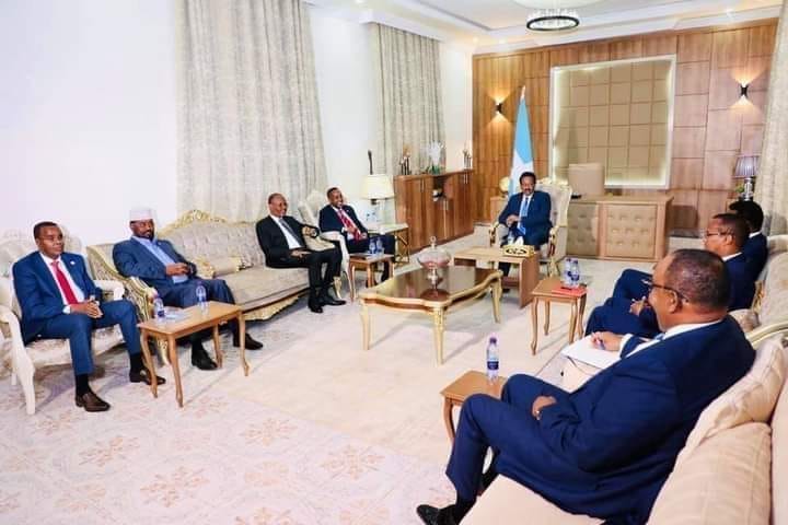 المجتمع الدولي يدعو القادة السياسيين إلى حل جميع القضايا العالقة بشأن الانتخابات