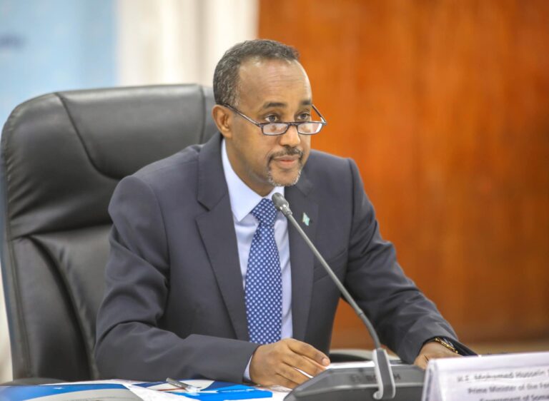 رئيس الوزراء يهنئ العمال في يومهم العالمي