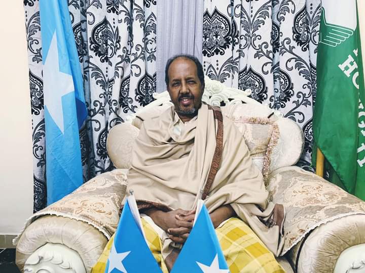 الرئيس السابق حسن شيخ يرحب بجهود رئيس الوزراء