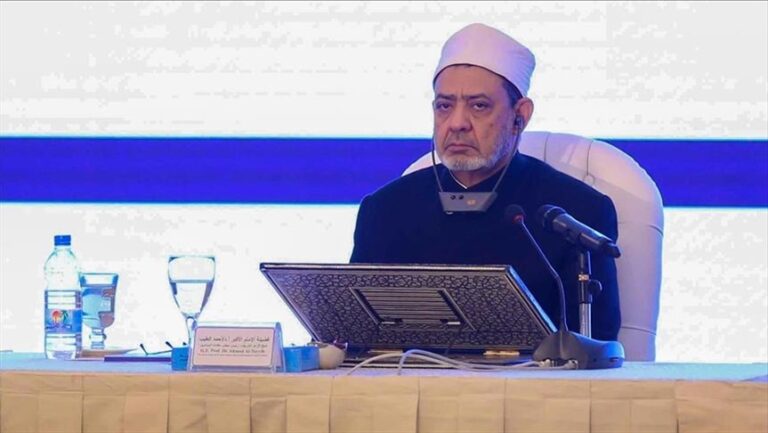 شيخ الأزهر: صمت العالم “مخز” على الإرهاب الصهيوني بحق الفلسطينيين