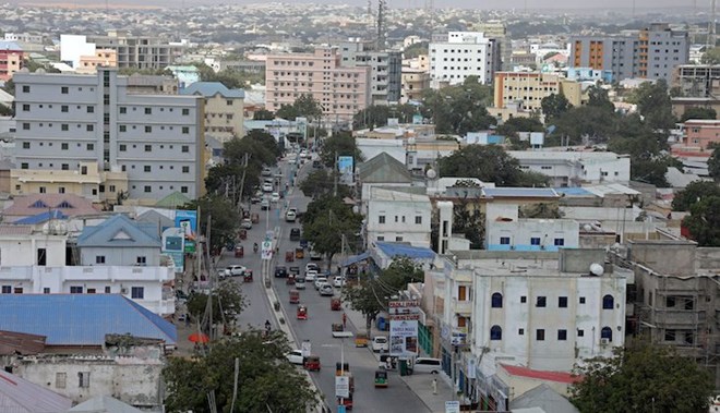 قتال بين الشرطة الصومالية وعناصر من حركة الشباب في مقديشو