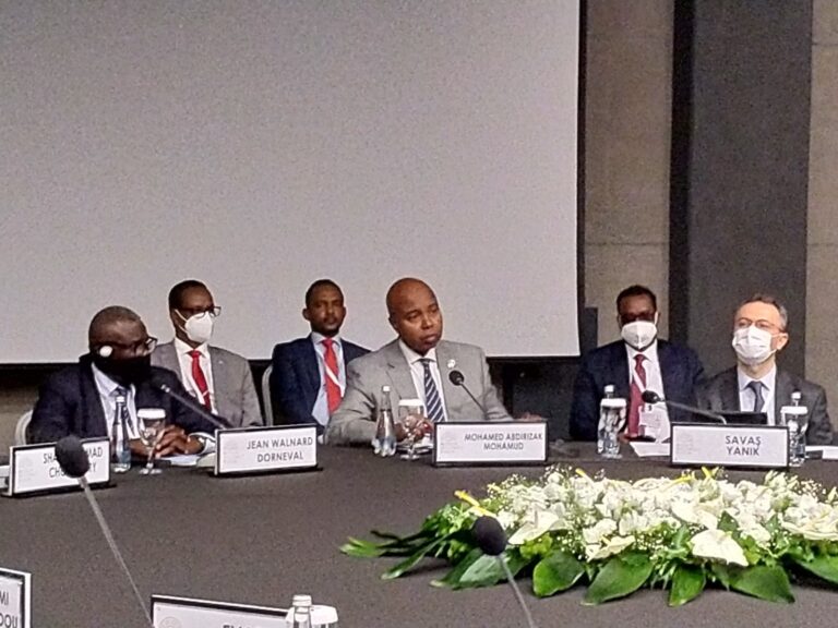 Somali Foreign Minister participates in Antalya Diplomacy Forum and meets with his Azerbaijani…