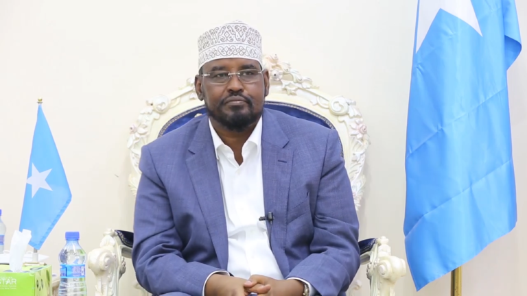 رئيس ولاية جوبالاند يعيّن رئيس لجنة شؤون اللاجئين والنازحين