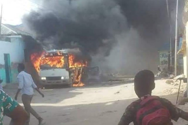 4 killed,10 wounded in a terrorist attack in Kismayo