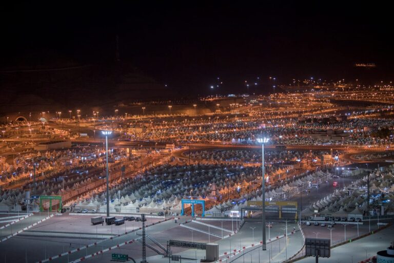 حجاج بيت الله الحرام يستقرون في منى لقضاء أيام التشريق