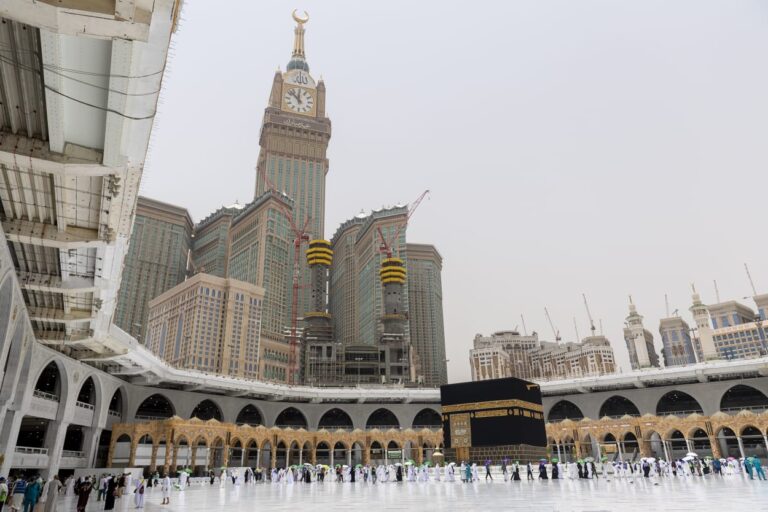 الحجاج المتعجلون ينهون أداء مناسك الحج دون أي تفشيات لفيروس كورونا