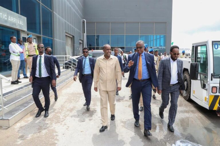 Somali Prime Minister visits Kismayo town