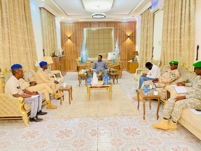 Galmudug State DP meets SNA, AMISOM officials on speeding up the security operation