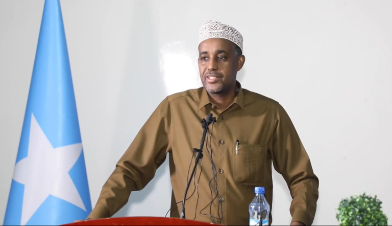 رئيس الوزراء يدعو حكومات الولايات إلى استكمال باقي أعضاء مجلس الشيوخ