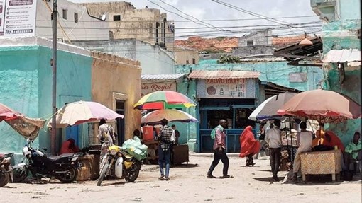 سقوط قتيلين جراء انفجار في مدينة مركا