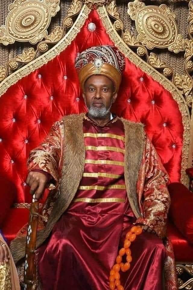 رئيس الجمهورية يعزي في وفاة سلطان عمر سلطان محمد