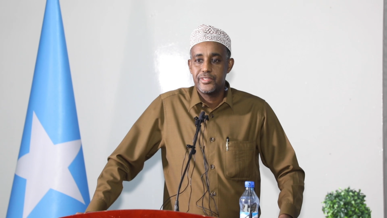 روبلي يتحدث عن الأوضاع في الصومال