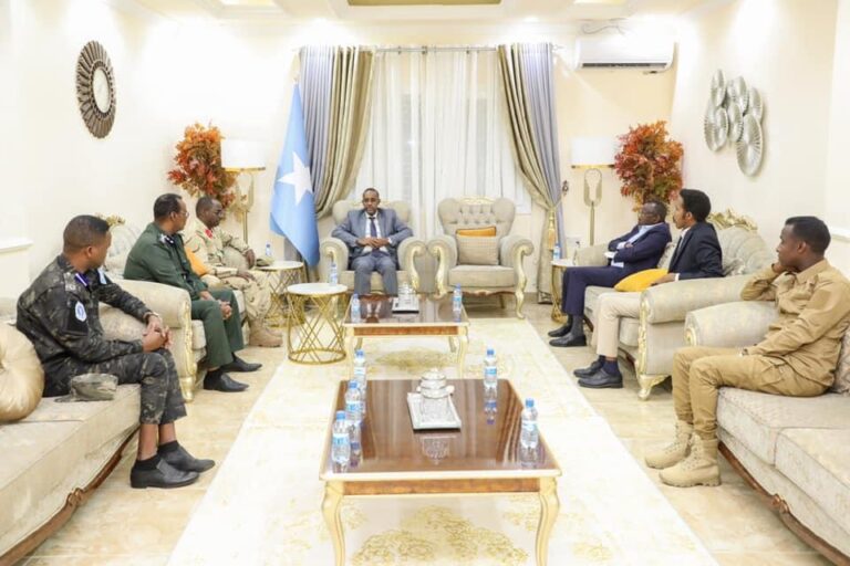 Somali PM welcomes President’s acceptance to suspend Intelligence Chief