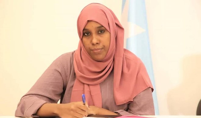 وزيرة المرأة في الحكومة الصومالية توجه اتهامات إلى رئيس ولاية جنوب الغرب