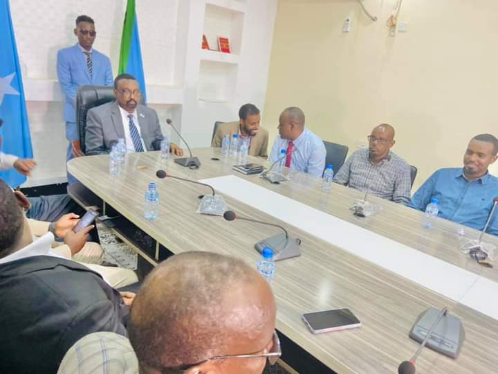 Hirshabelle State Deputy President meets Federal Electoral Team in Beledweyne town