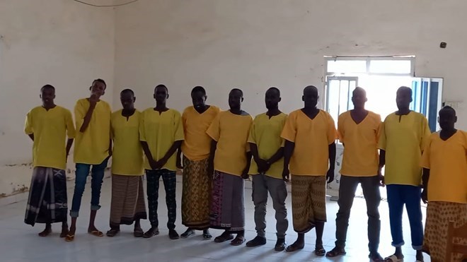 محكمة عسكرية في ولاية بونتلاند تطلق سراح 14 رجلا اتهموا بالعضوية في حركة الشباب